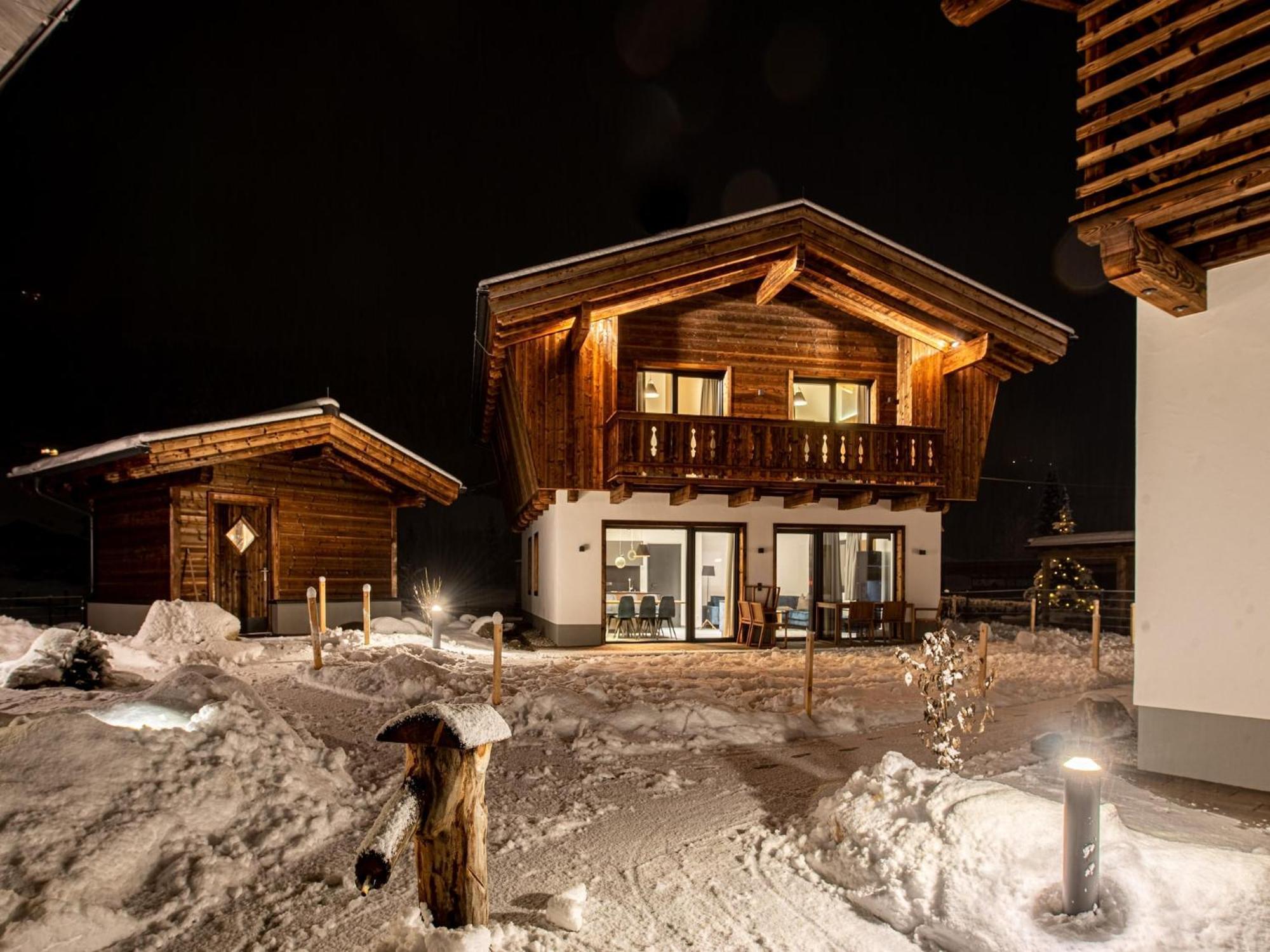 The Village Chalet Stone House Wald im Pinzgau Bagian luar foto