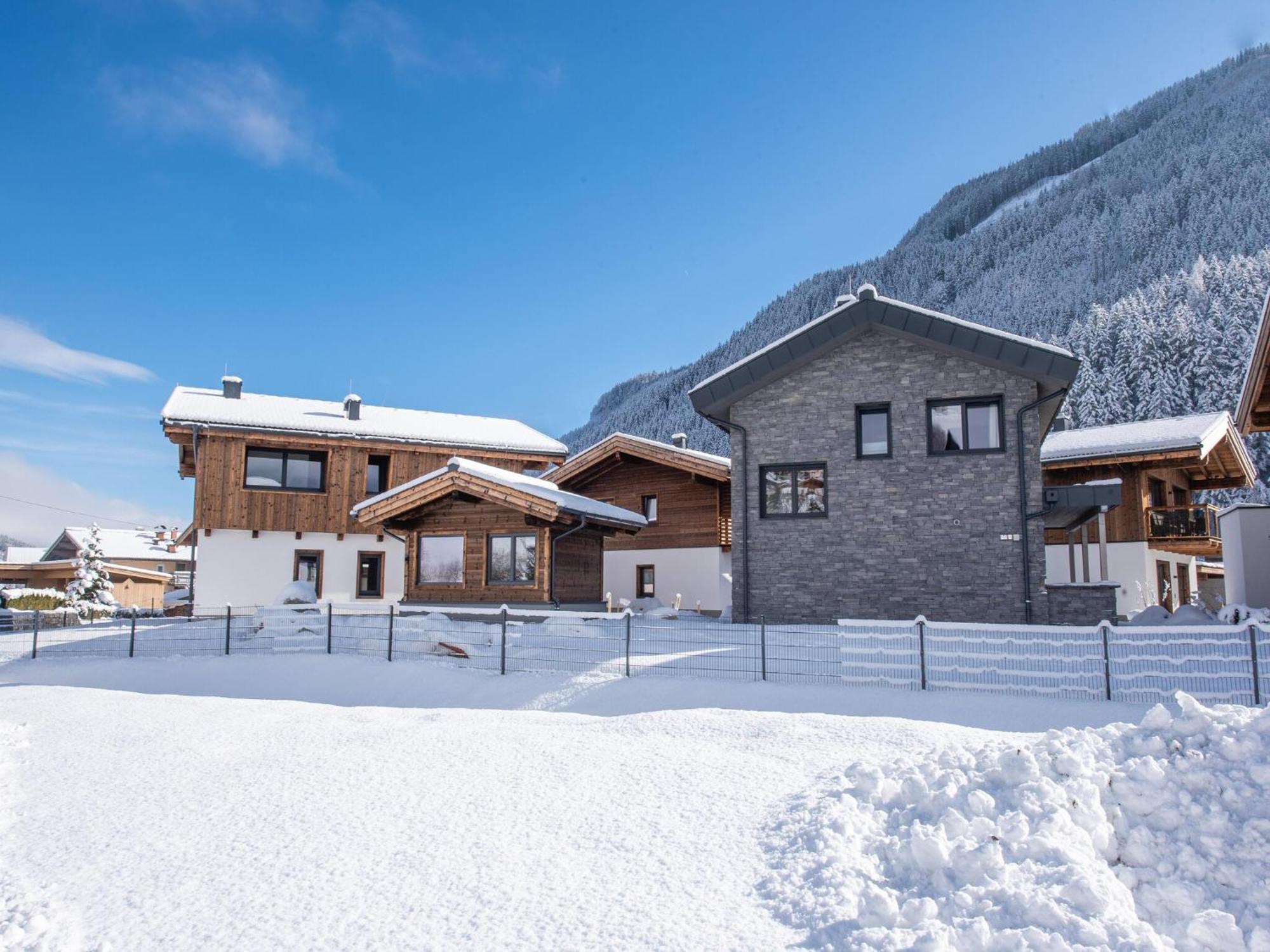 The Village Chalet Stone House Wald im Pinzgau Bagian luar foto