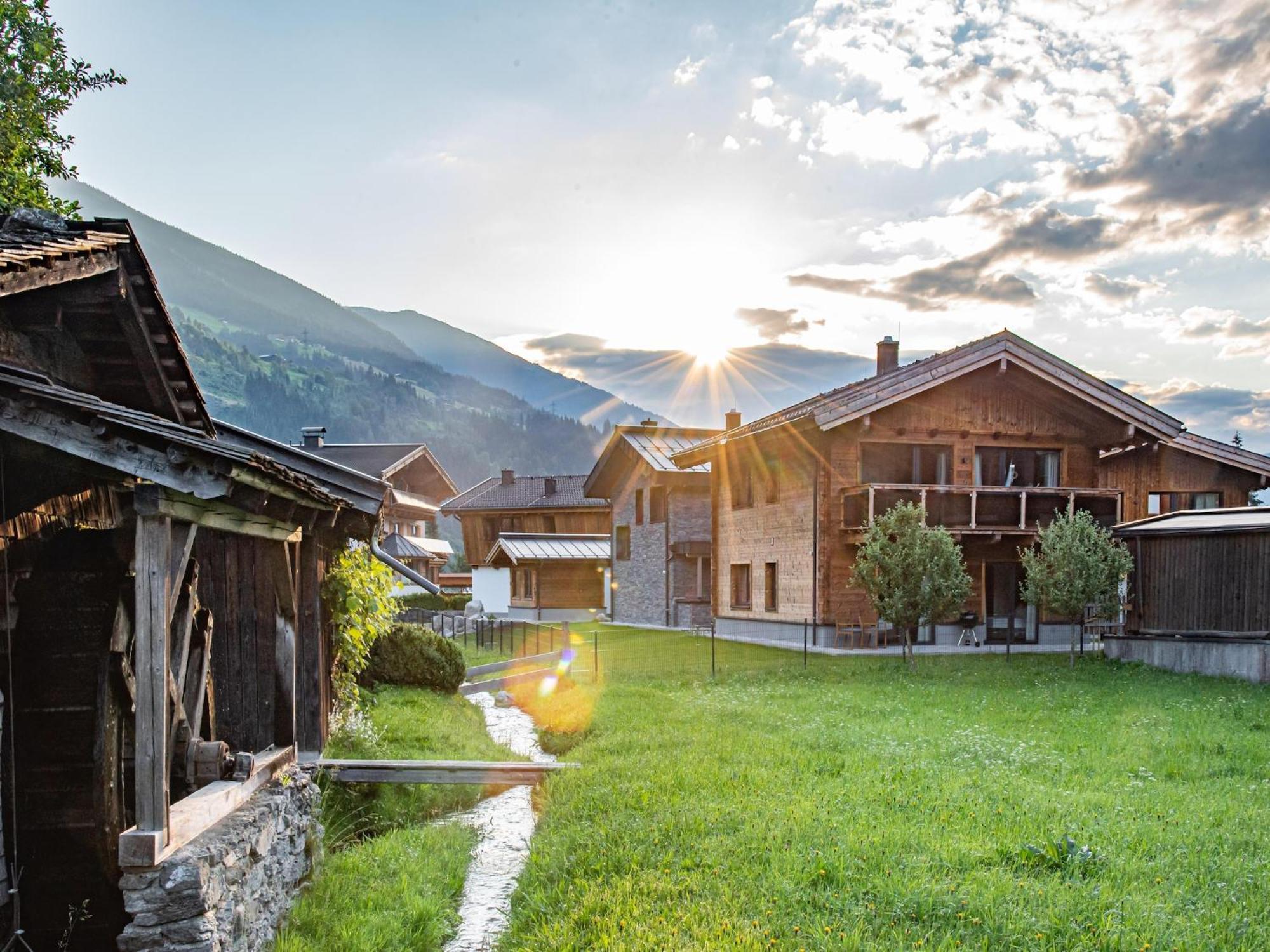 The Village Chalet Stone House Wald im Pinzgau Bagian luar foto