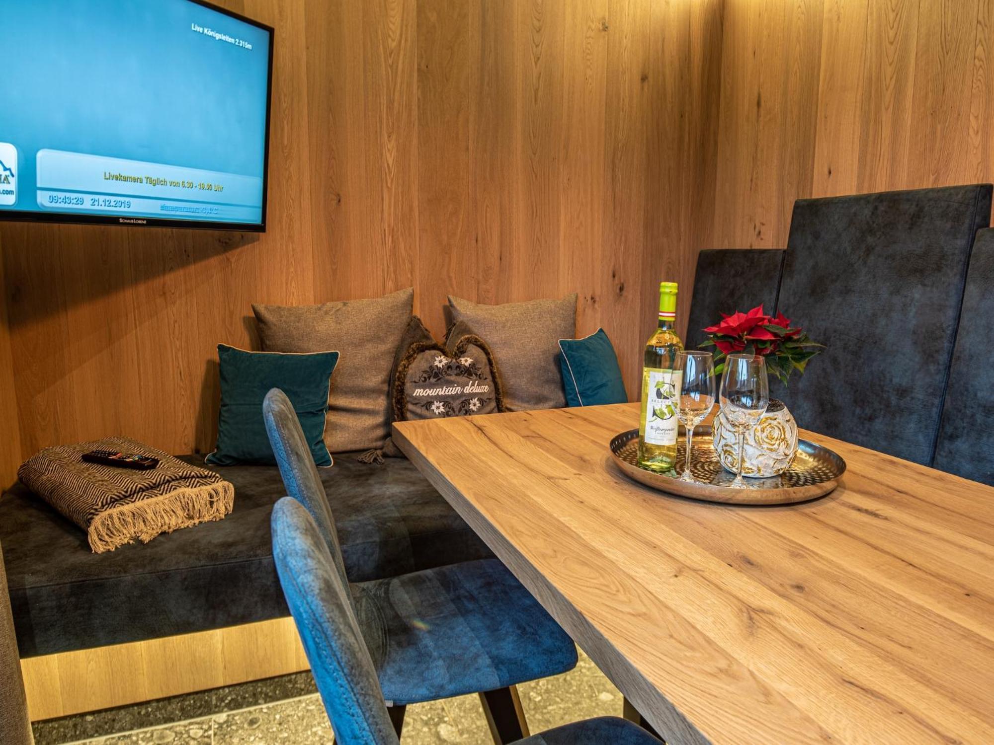 The Village Chalet Stone House Wald im Pinzgau Bagian luar foto